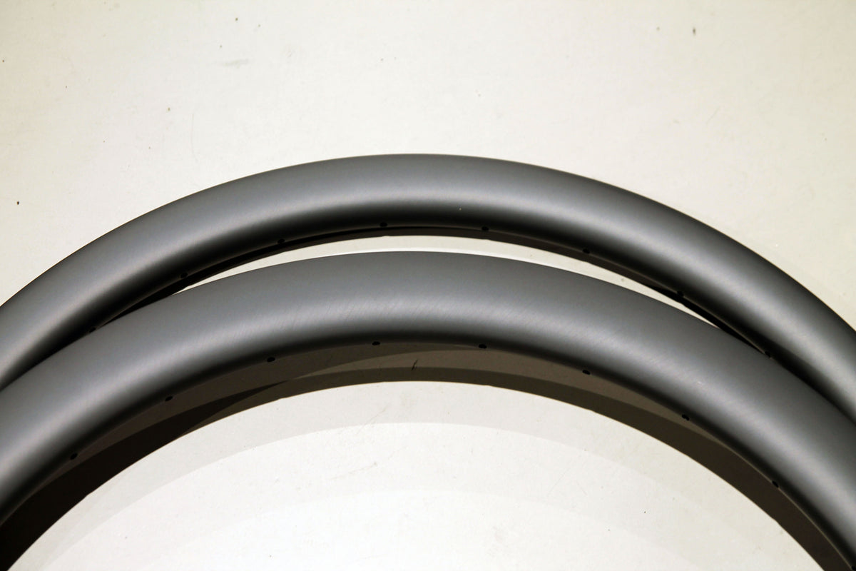 SMParts. Force 50, T700 Clincher Carbon Felge, 700c 28", TLR - UD Matt
