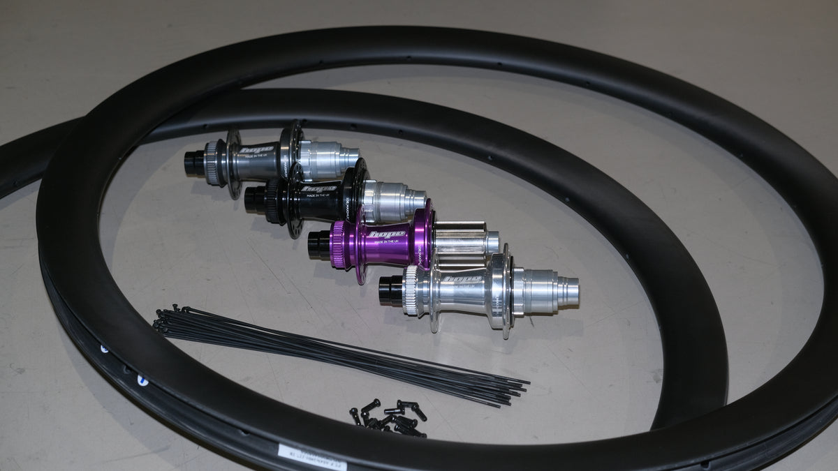 SMParts. Force 45 TLR UD Matt x HOPE RS4 Road 24/24 hole wheelset, purple