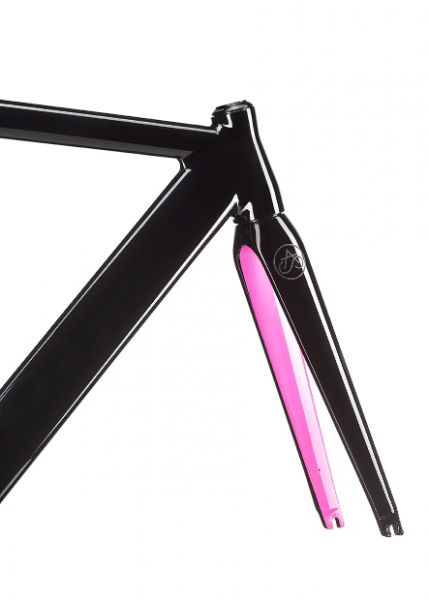SwiftArt. Whiskey Rahmen-Set Midnight Black Gloss / Pink