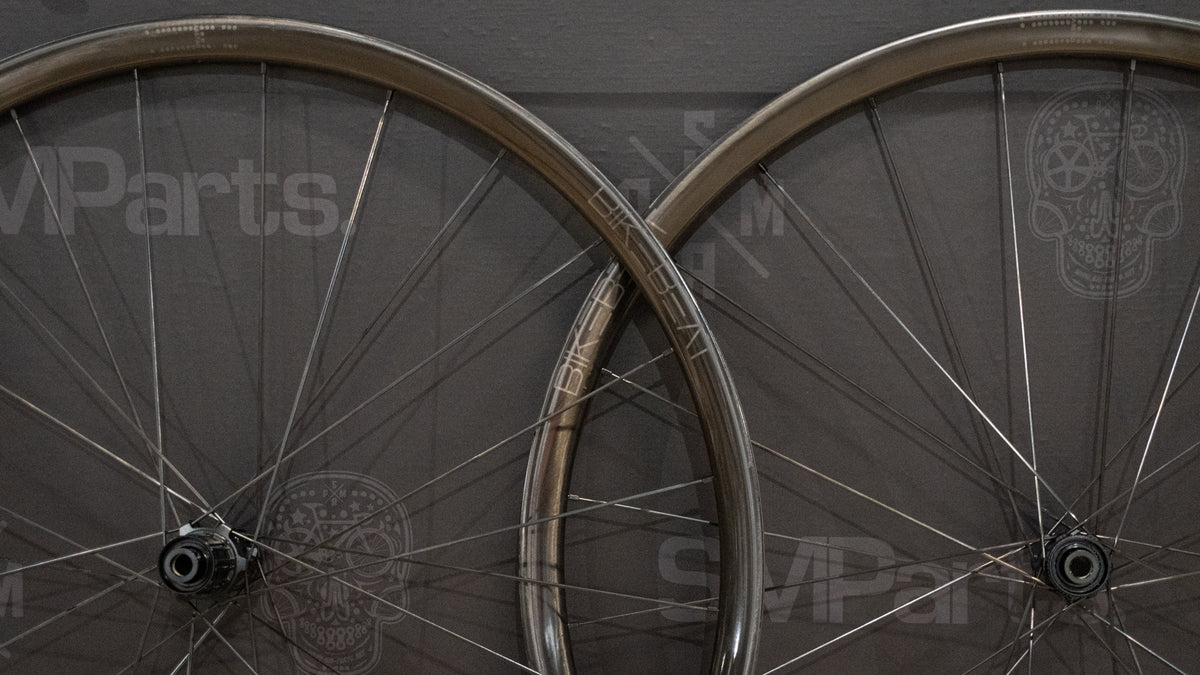 BIKEBEAT Maßstab SL 26mm carbon wheelset, only 1040g