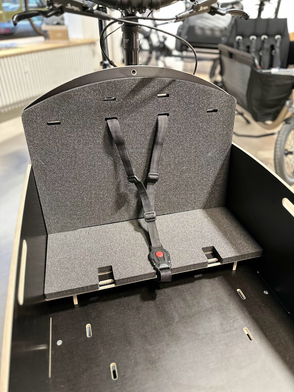 Hardus velofurn - SITZBANK/Kindersitz für Bullitt Box